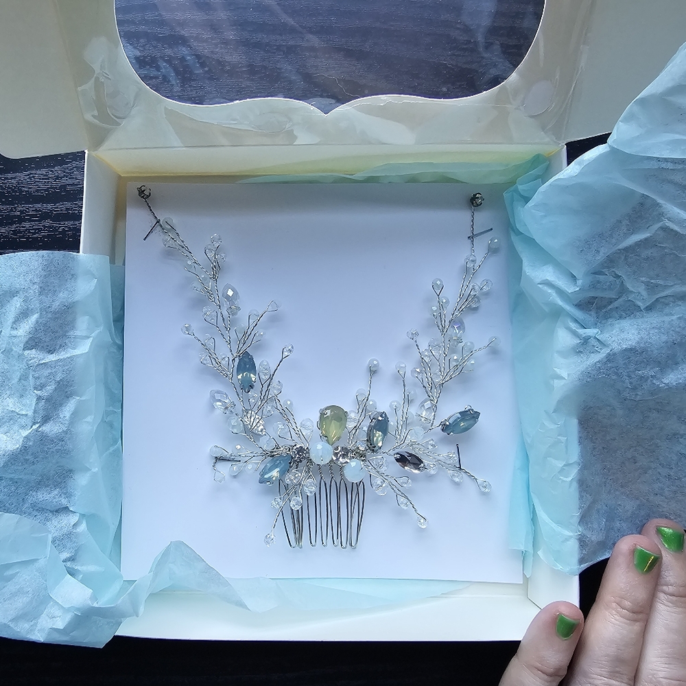 Rosemary Accessories Blue Opal Rhinestone Hair Comb 9.84 inches NIB